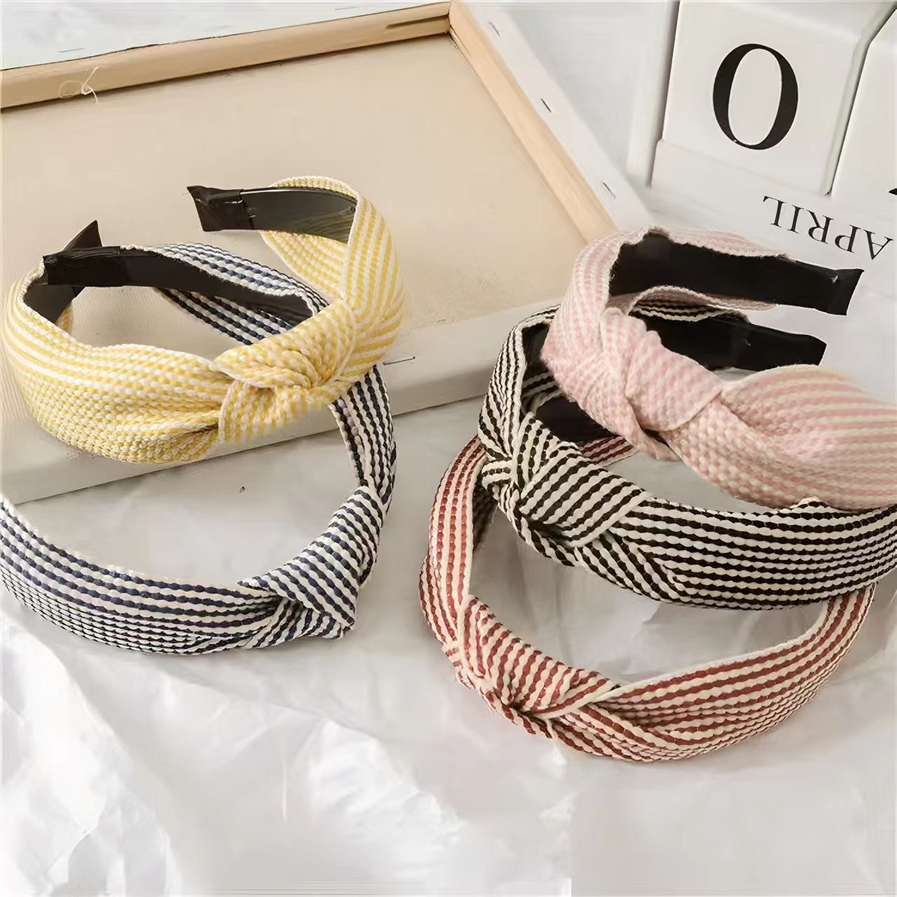 Широкая клетчатая повязка на г – обзор и цена Headband Summer Knit